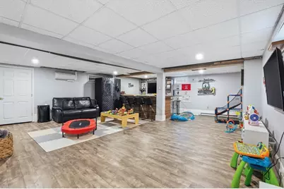 98 Cliffe Ave, Swansea, MA 02777 - Photo 16