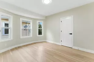 76 Orchard St, Medford, MA 02155 - Photo 8