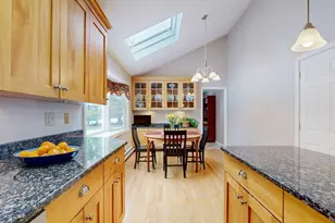 3 Copperwood Rd, Medfield, MA 02052 - Photo 8