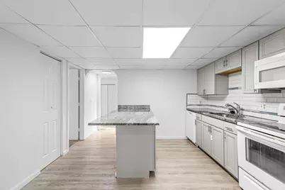 8 Shadowbrook Ln #39, Milford, MA 01757 - Photo 8