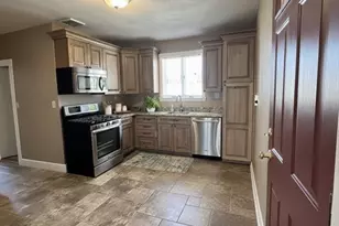 70 Valley St, Wakefield, MA 01880 - Photo 4