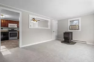 14 Laurel Dr, Ware, MA 01082 - Photo 8