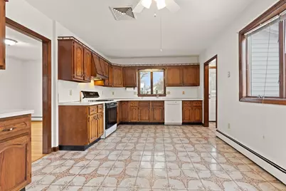 18 Van Norden Road, Woburn, MA 01801 - Photo 14