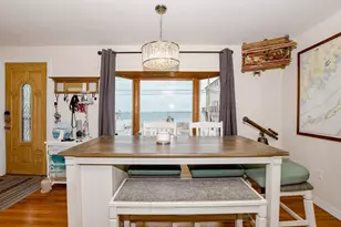 58 Bayview Ave, Fairhaven, MA 02719 - Photo 10