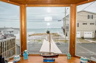 58 Bayview Ave, Fairhaven, MA 02719 - Photo 1