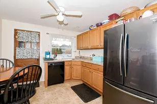 58 Bayview Ave, Fairhaven, MA 02719 - Photo 22