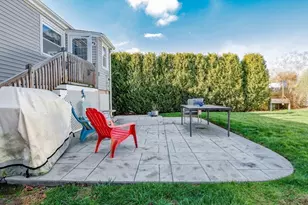 58 Bayview Ave, Fairhaven, MA 02719 - Photo 24