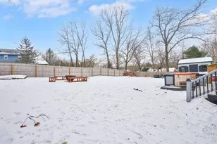 14 Briarcliff Dr, Agawam, MA 01030 - Photo 26