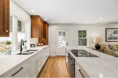 5 Samoset Rd #B, Gloucester, MA 01930 - Photo 8