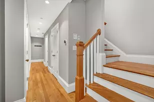 13 Howell St, Boston, MA 02125 - Photo 12