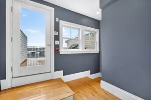 13 Howell St, Boston, MA 02125 - Photo 26