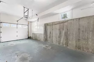 2 Mechanic St, Medway, MA 02053 - Photo 28