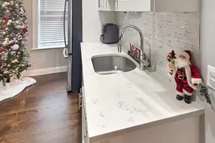 26 Elder St, Boston, MA 02125 - Photo 8