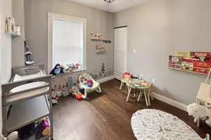 26 Elder St, Boston, MA 02125 - Photo 20