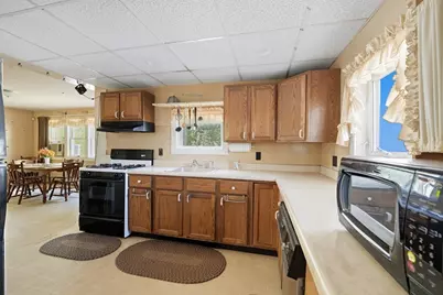 2 S Willow St, Adams, MA 01220 - Photo 2