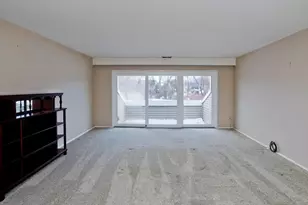 169 Nassau Dr, Springfield, MA 01129 - Photo 14