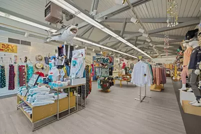 574 Main St, Barnstable, MA 02601 - Photo 10