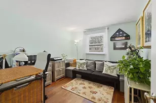 107 Manzella Ct, Rockland, MA 02370 - Photo 8