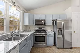 305 Raymond Rd, Plymouth, MA 02360 - Photo 8