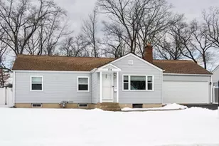 134 Lukasik St, Chicopee, MA 01020 - Photo 2