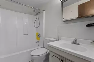 2353 Massachusetts Ave, Cambridge, MA 02140 - Photo 16