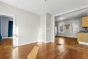 31 Moore St, Somerville, MA 02144 - Photo 4