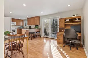 26 Fairway Cir, Natick, MA 01760 - Photo 10