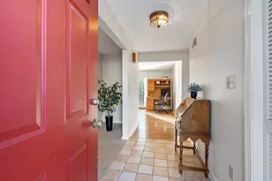 26 Fairway Cir, Natick, MA 01760 - Photo 2