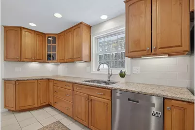 11 Smokerise Dr, Chelmsford, MA 01824 - Photo 16