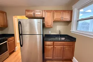 25 Ronan St, Boston, MA 02125 - Photo 2