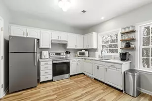 219 Allerton Commons Ln, Braintree, MA 02184 - Photo 2