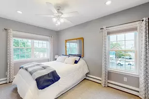 654 Main St, Watertown, MA 02472 - Photo 12