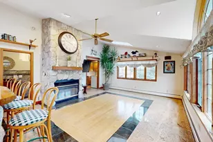 654 Main St, Watertown, MA 02472 - Photo 2