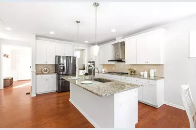 194 Stonehaven Dr, Weymouth, MA 02190 - Photo 4