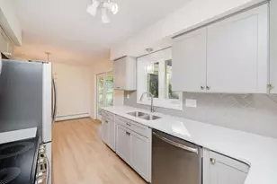 23 Colonial Way, Rehoboth, MA 02769 - Photo 14