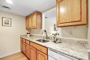 7 Assinippi Ave, Norwell, MA 02061 - Photo 4