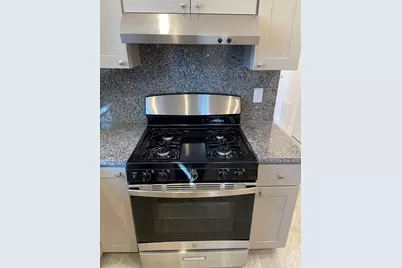 217 Washington St #4L, Lynn, MA 01901 - Photo 2