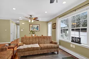 37 Tower St, Hudson, MA 01749 - Photo 10