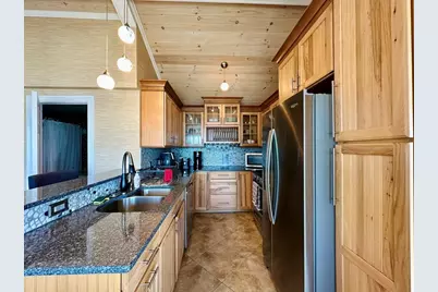 12 Ripley St, Somerset, MA 02725 - Photo 8