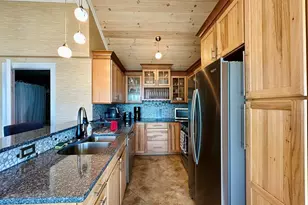 12 Ripley St, Somerset, MA 02725 - Photo 8