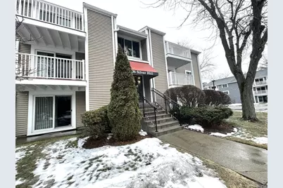 36 Silver Hill Ln #18, Natick, MA 01760 - Photo 2