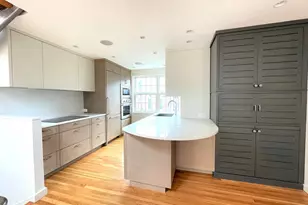 33 Lawrence St, Boston, MA 02116 - Photo 18