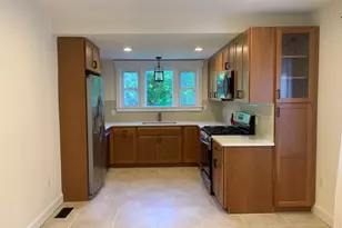 140 Ames, Sharon, MA 02067 - Photo 4