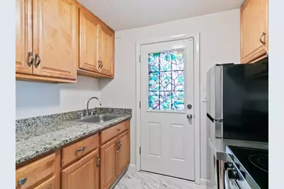 7-9 Clinton Street #4, Haverhill, MA 01830 - Photo 4