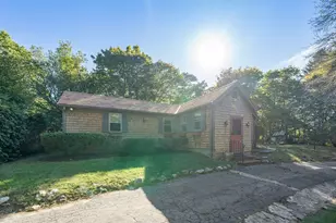 324 Sandwich St, Plymouth, MA 02360 - Photo 38