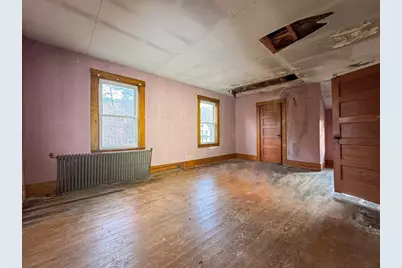 53 Miller St, Middleborough, MA 02346 - Photo 4