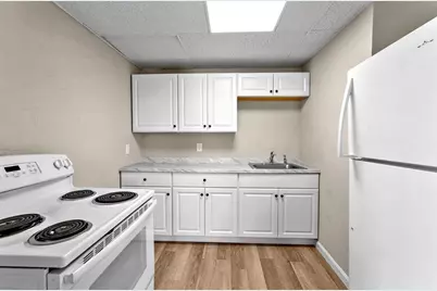 34 Worcester Rd, Charlton, MA 01507 - Photo 4