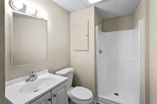 34 Worcester Rd, Charlton, MA 01507 - Photo 10