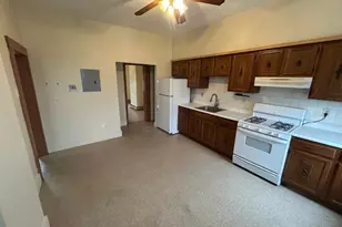 122A Spring St, Cambridge, MA 02141 - Photo 1