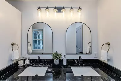 32 Country Ln, Palmer, MA 01069 - Photo 12